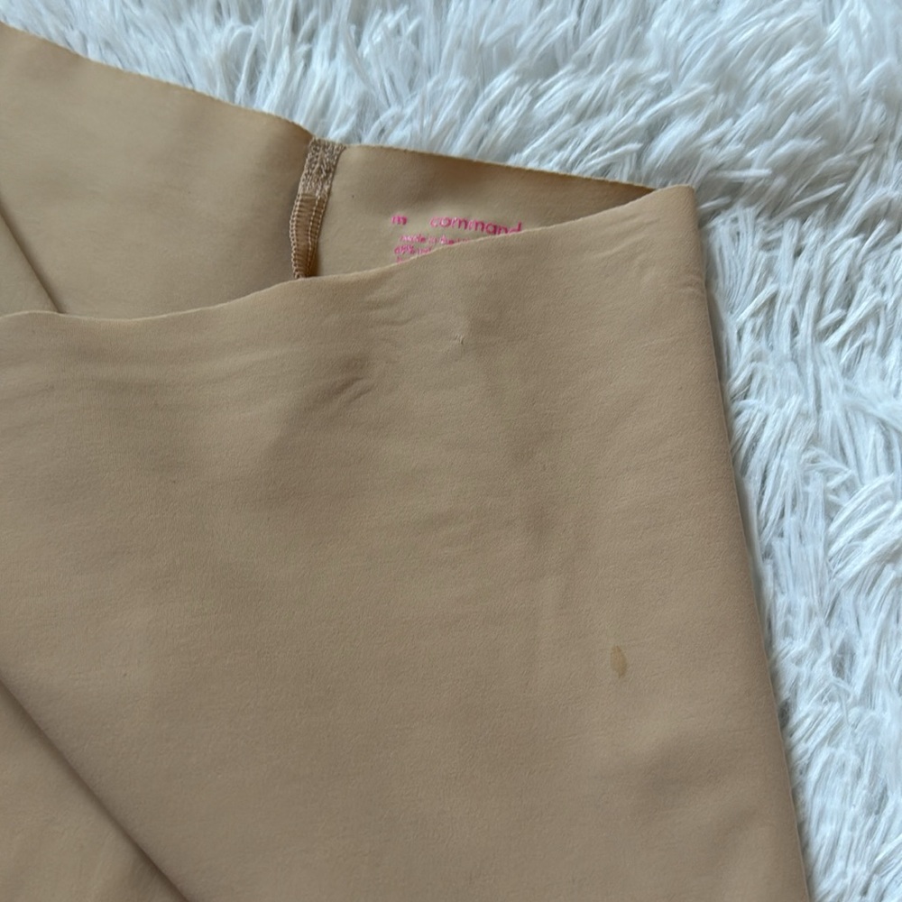 Commando
Control High Waist
Shaping Shorts - Picture 8 of 12